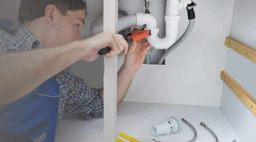 Local water heater installation in Hale, MO